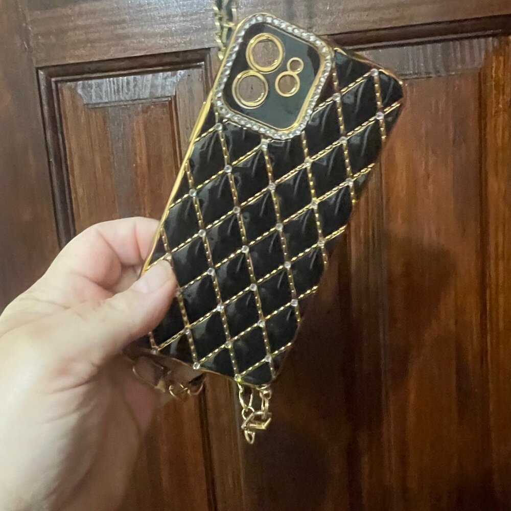 Phone Holder Crossbody with Chain Strap